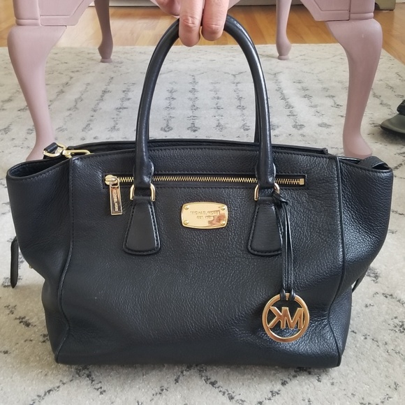 Michael Kors Handbags - REDUCED! Michael Kors bag
